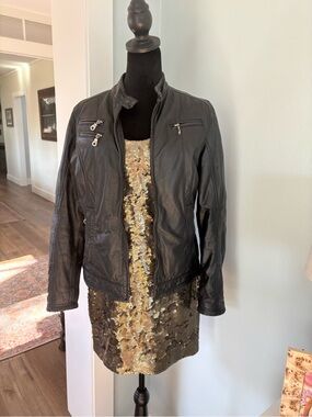 Vera Pelle Black Leather Moto Jacket with Zip Accents size 6